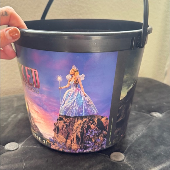 Wicked Themed Popcorn Bucket - Picture 6 of 6